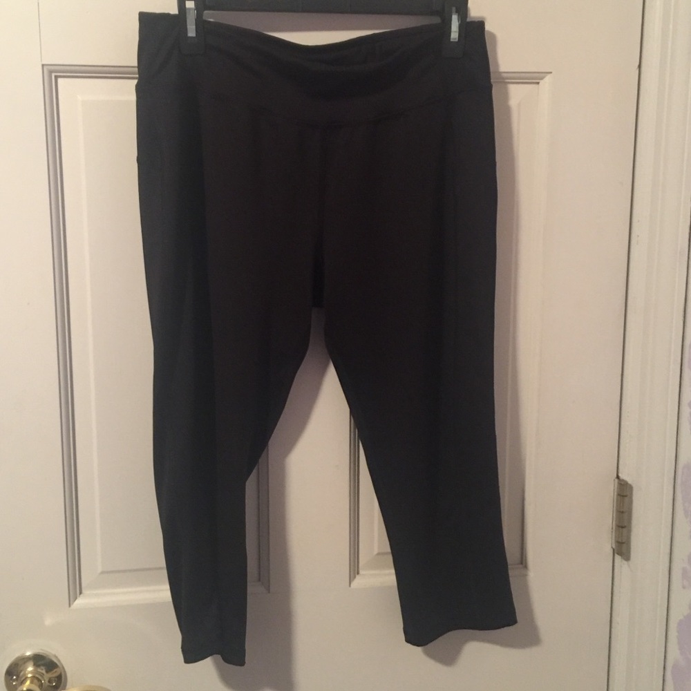 Workout pants - Picture 2 of 8